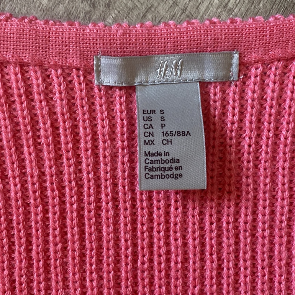 H&M Sweater - Picture 5 of 6